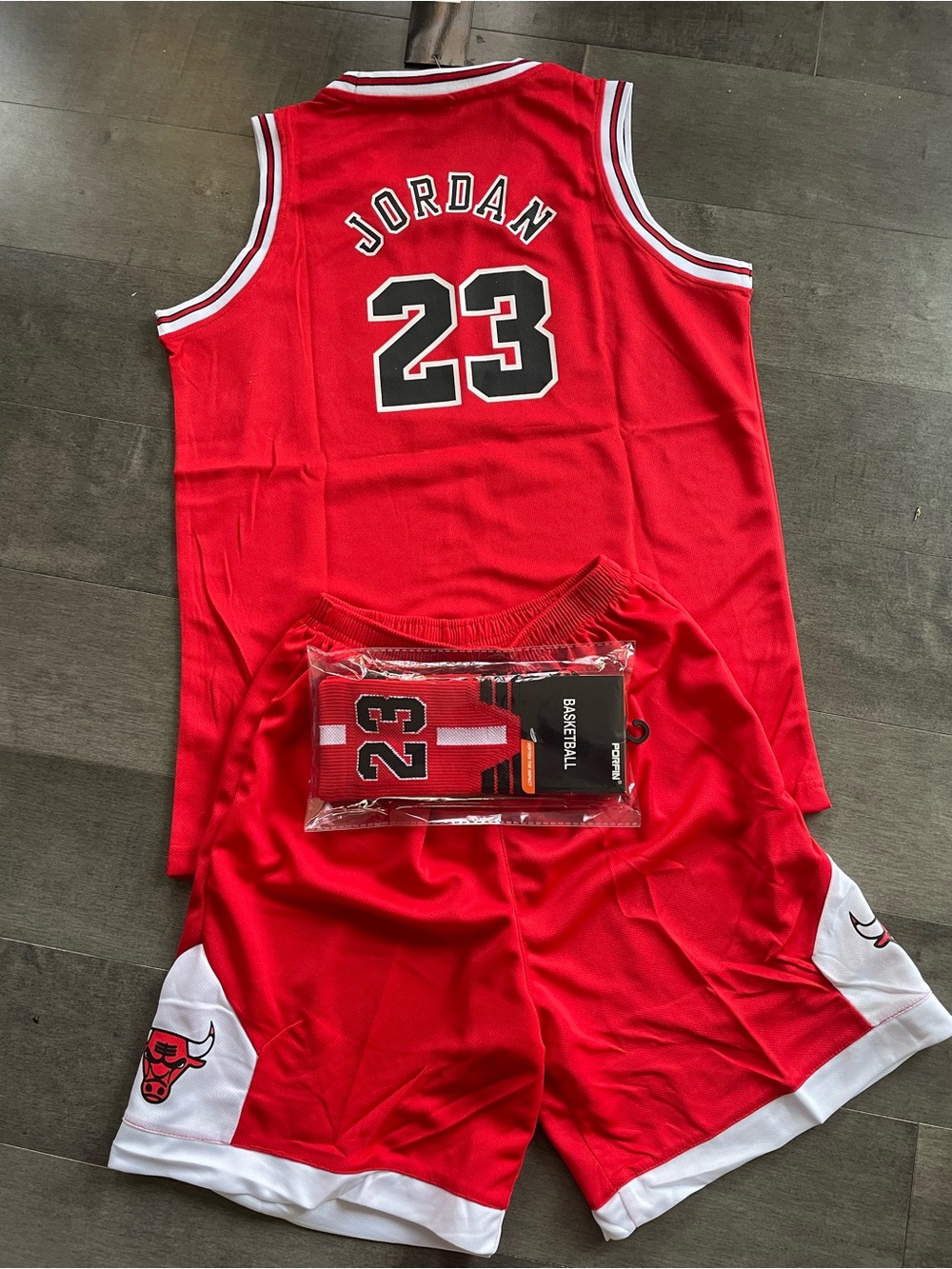 Kids Chicago Bulls #23 Michael Jordan Red Jersey shorts and socks set XL